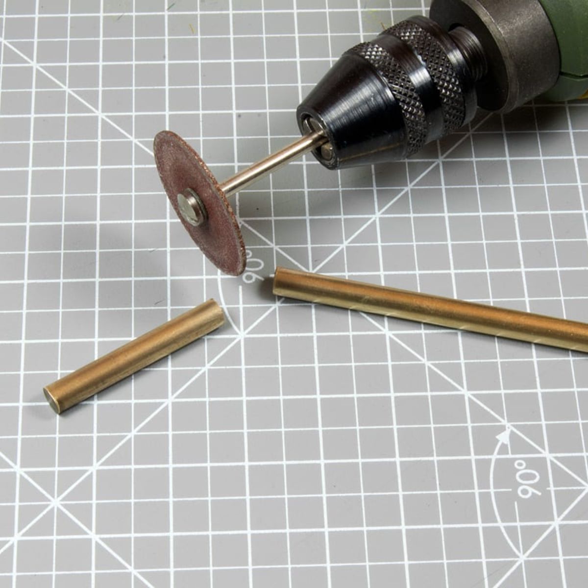 AK Interactive Dioramas BRASS PIPES 1,2mm, 5 units