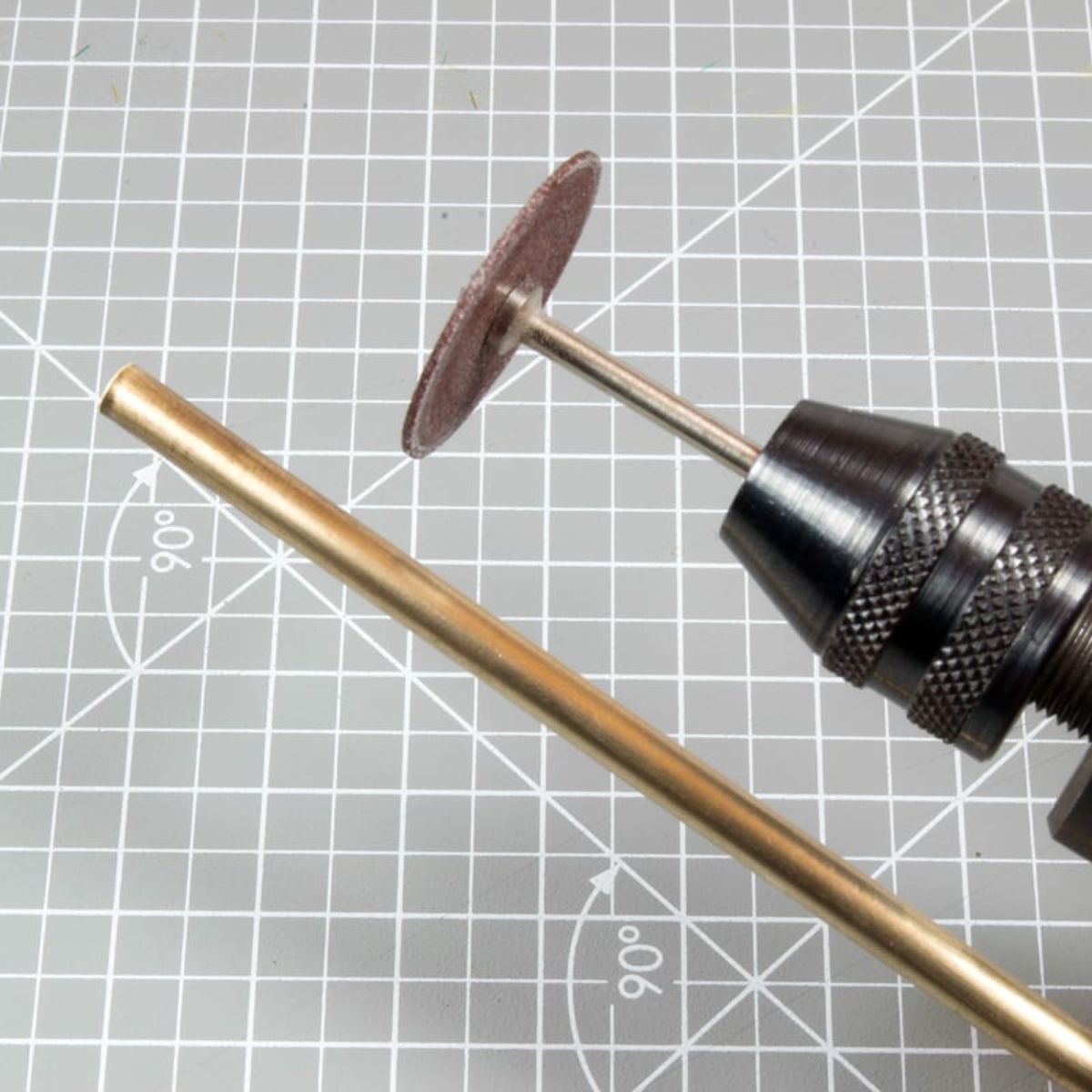 AK Interactive Dioramas BRASS PIPES 1,7mm, 5 units